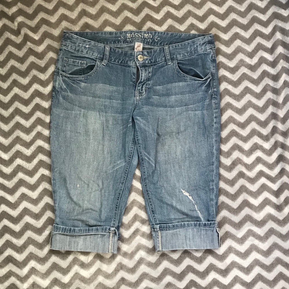 Light blue mossimo capris